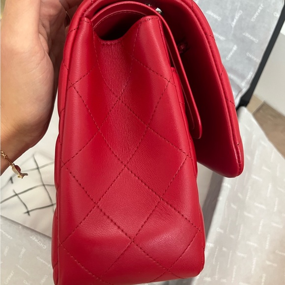 🖤SOLD ON WEBSITE🖤100% authentic CHANEL classic jumbo double flap red lambskin - Picture 6 of 9